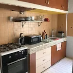 Merkez Kaleici Muhtesem Balkonlu Lägenhet