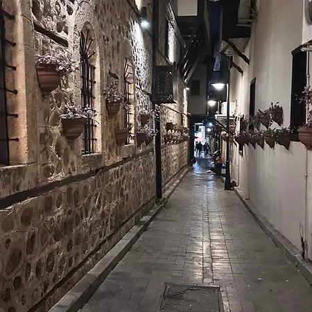Merkez Kaleici Muhtesem Balkonlu Lägenhet Antalya