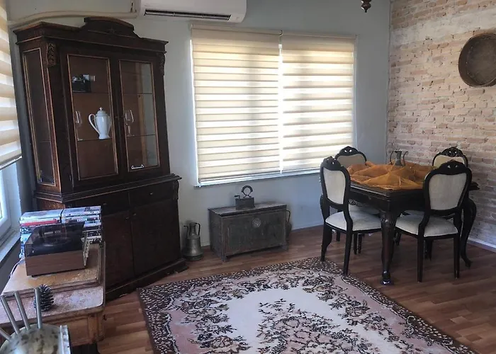 Merkez Kaleici Muhtesem Balkonlu דירה *