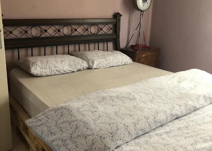 Merkez Kaleici Muhtesem Balkonlu *