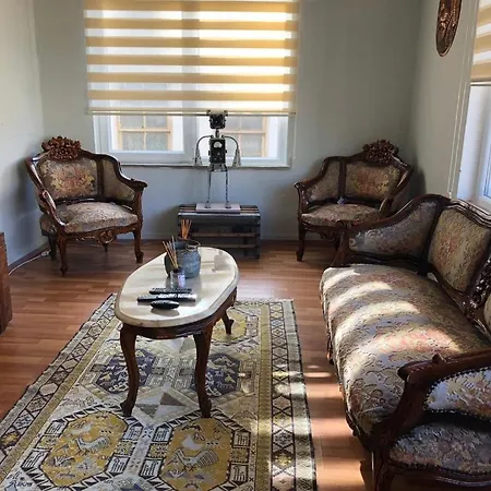 Merkez Kaleici Muhtesem Balkonlu Apartment